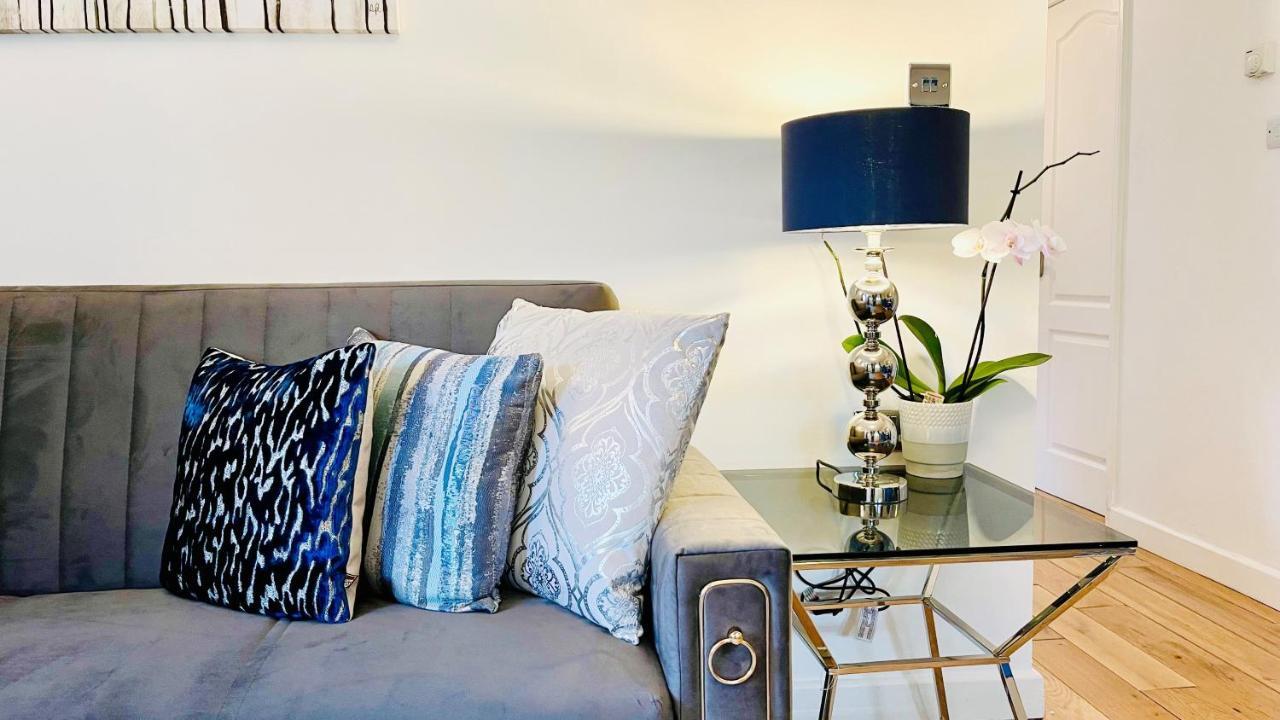 Sunshine Place St. Albans Apartment